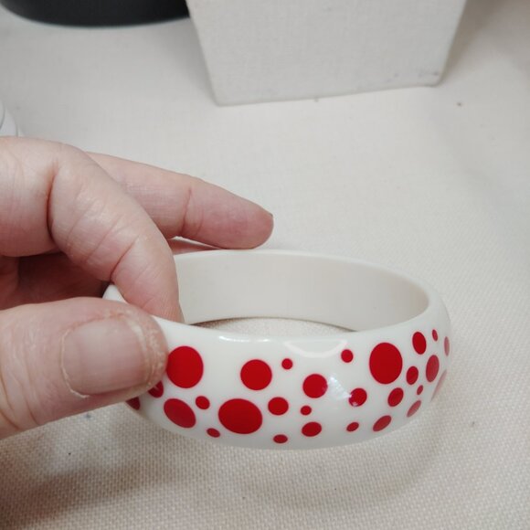 Vintage Avon Polka Dot Bangle – Red/White - Picture 3 of 6